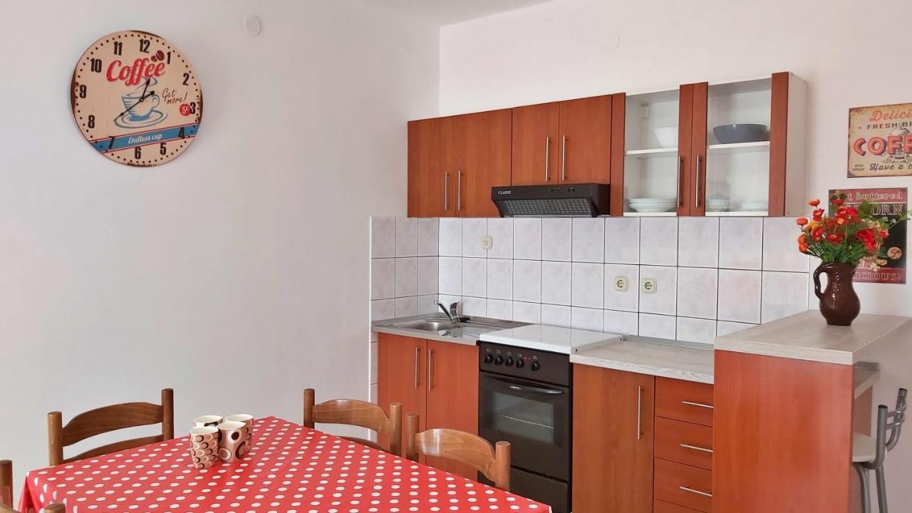 Apartments Zvone Omiš Buitenkant foto