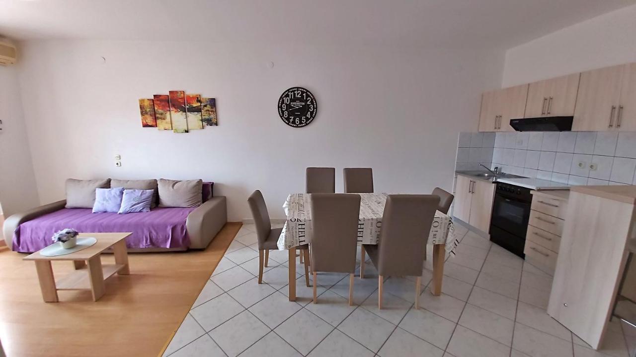 Apartments Zvone Omiš Buitenkant foto