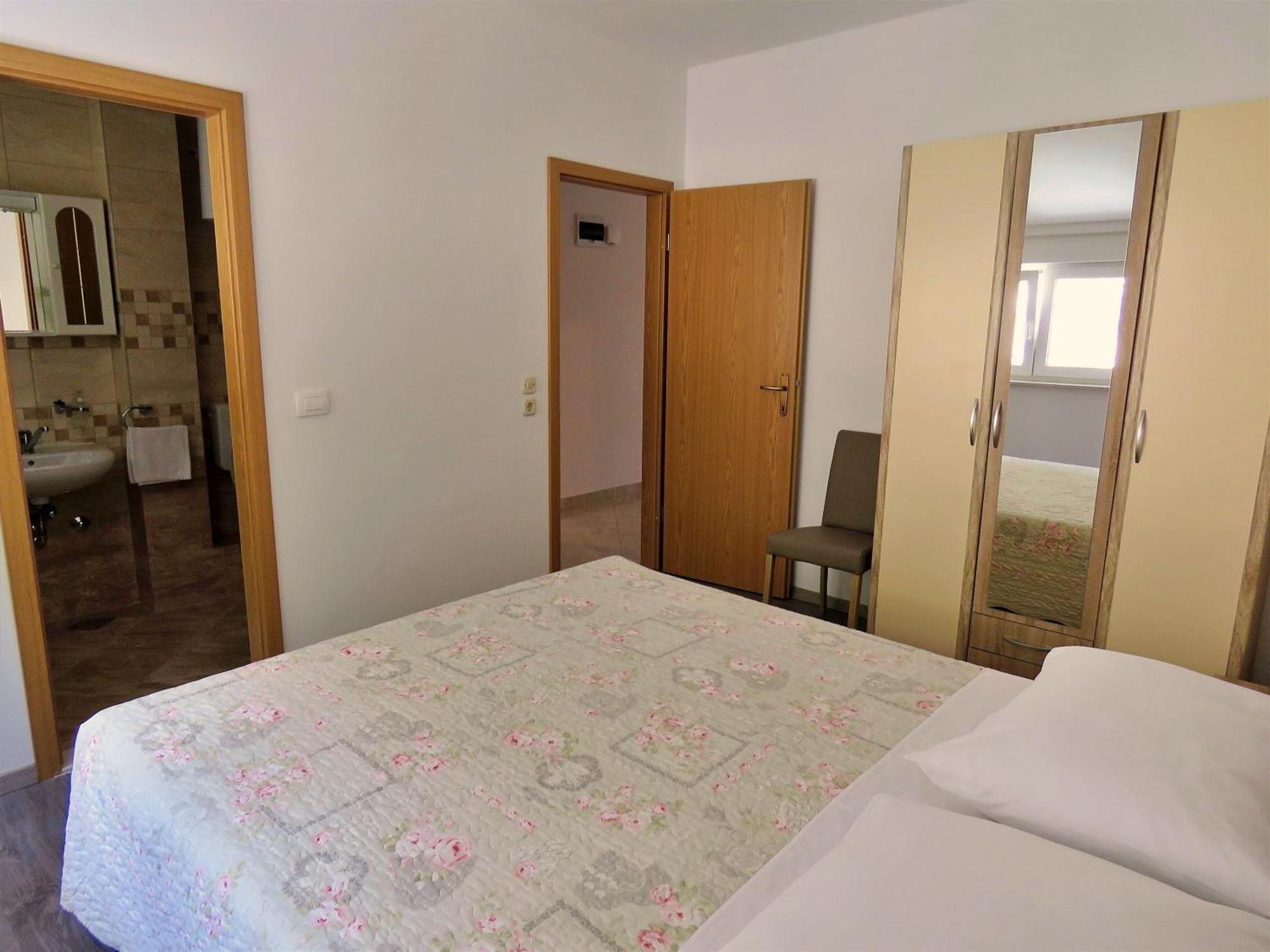 Apartments Zvone Omiš Buitenkant foto