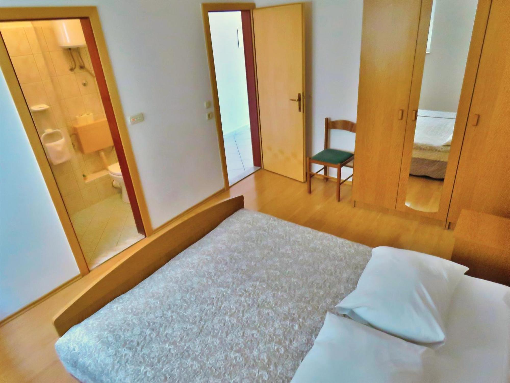 Apartments Zvone Omiš Kamer foto