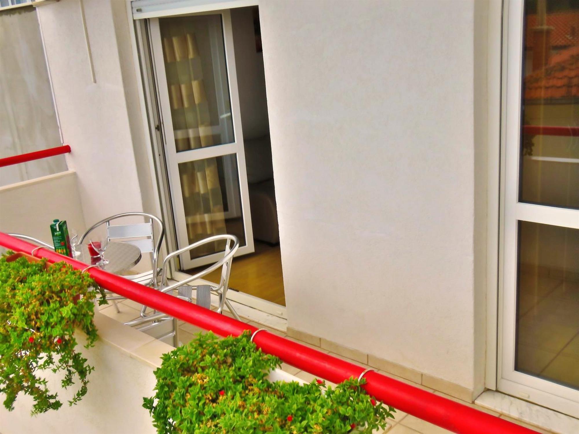 Apartments Zvone Omiš Kamer foto