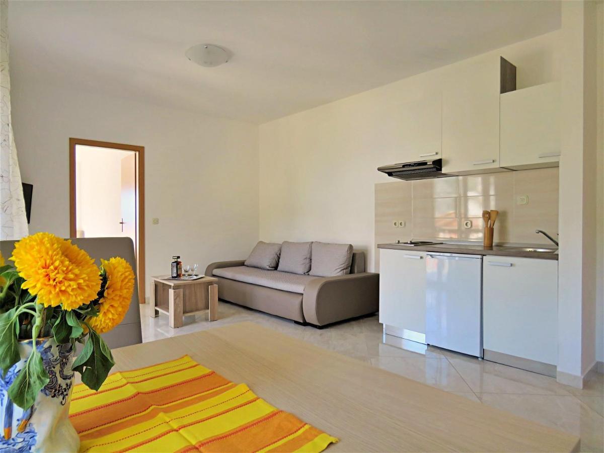 Apartments Zvone Omiš Buitenkant foto